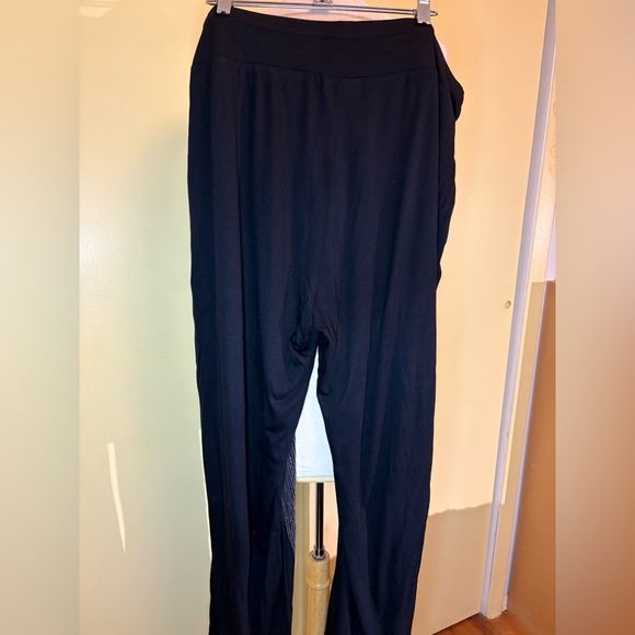 Avenue Jada Sequin Pant. Black Wide Leg Palazzo Pants - Picture 4 of 10